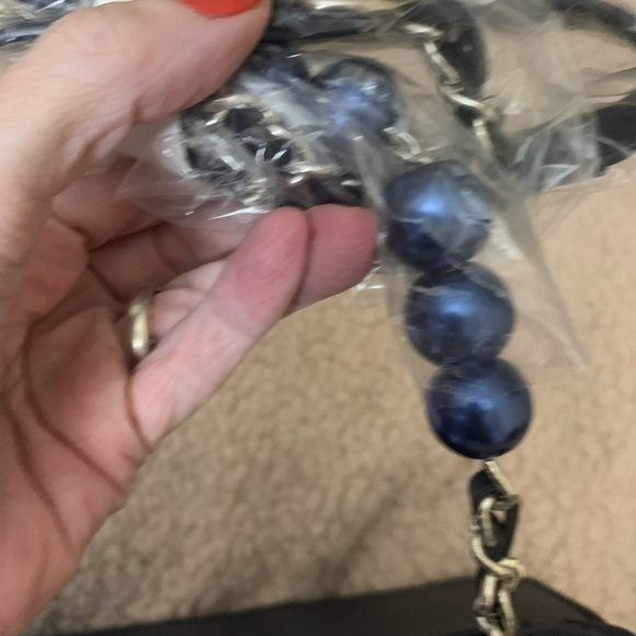 Badgley Mischka Navy Quilted Shoulder Bag - Picture 4 of 4